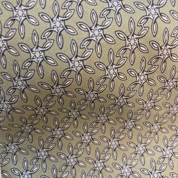 Vintage Hermes Silk Necktie - Picture 4 of 5
